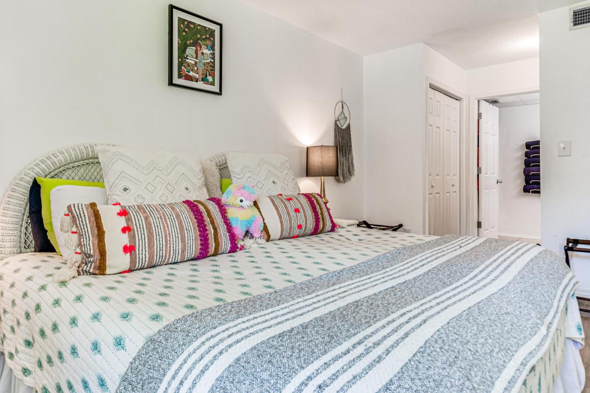 Eco-Bungalow Condo Pensacola Beach Access! 외부 사진